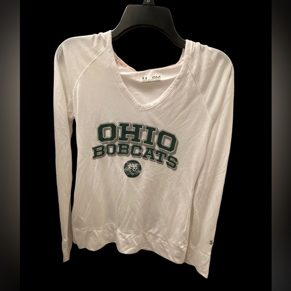 𝅺UNDER Armor Ohio Bobcats Hooded Tee - Picture 1 of 3